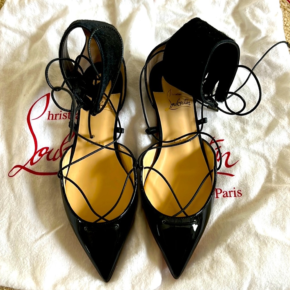 Louboutin ballet style flats- never worn size 36